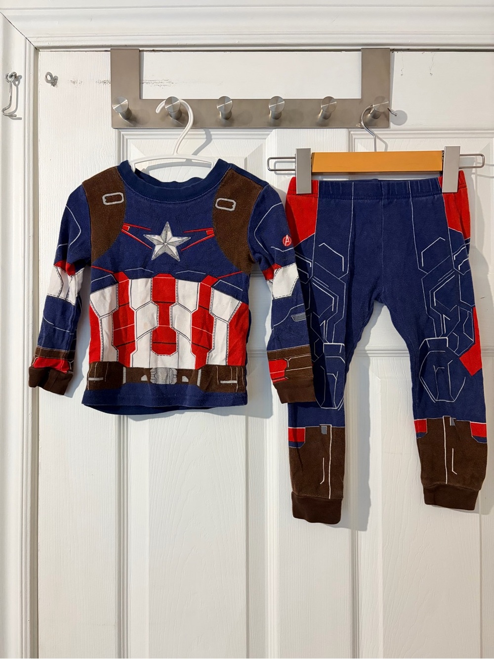 Marvel Kids Captain-Inspired Pajama Set - Blue, Red & Brown